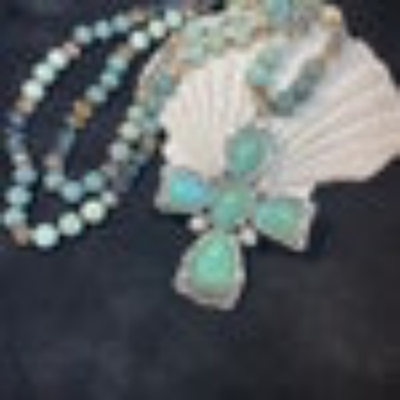 TURQUOISE CROSS, CRYSTAL AND NATURAL STONE CROSS STONE BEADED - Picture 4 of 6